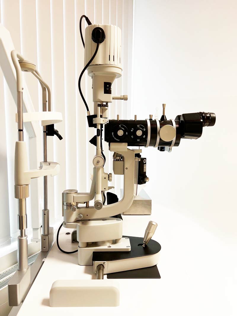 Slit lamp