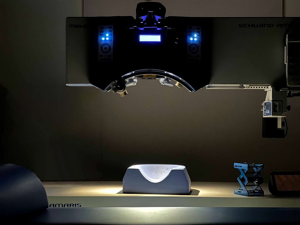 A picture of a SCHWIND Amaris excimer laser